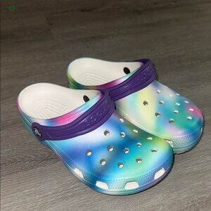 CROCS Kids Tie-Dye Slippers